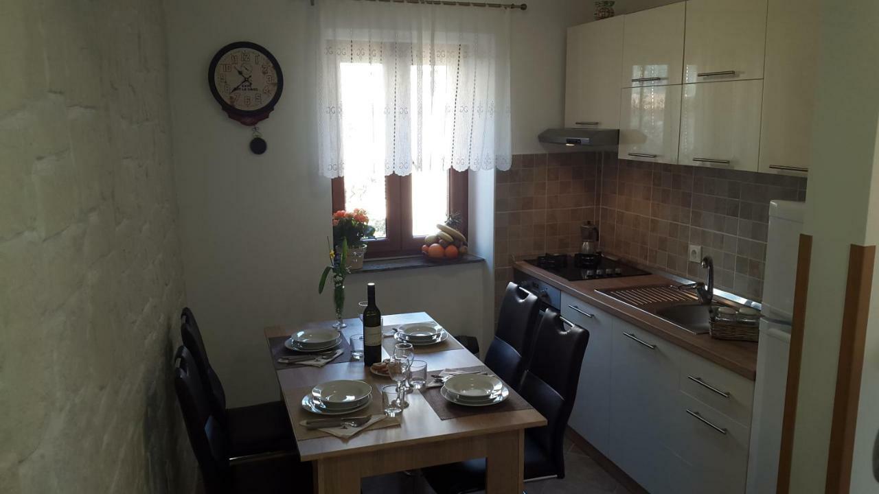 Apartment Perkic Rab Town Exteriör bild